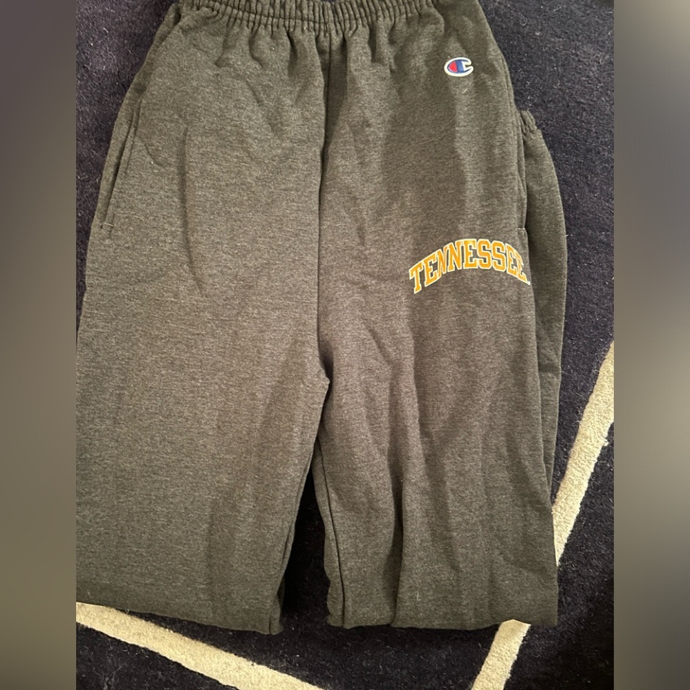 Women’s Chapion Tennessee Sweats